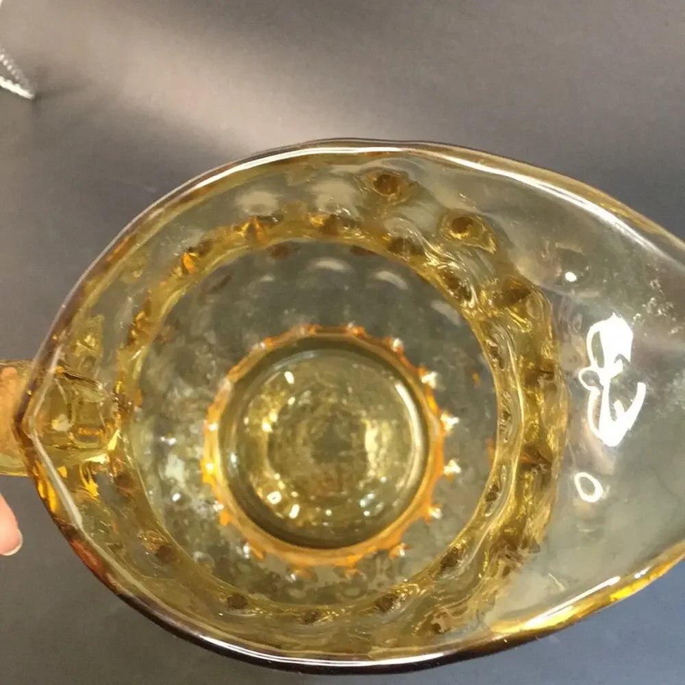 Not branded vintage honey